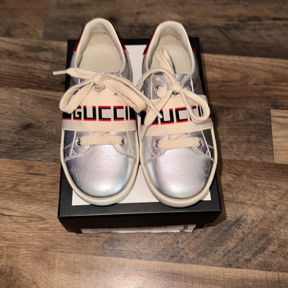 Authentic kids unisex Gucci ace sneakers size 9